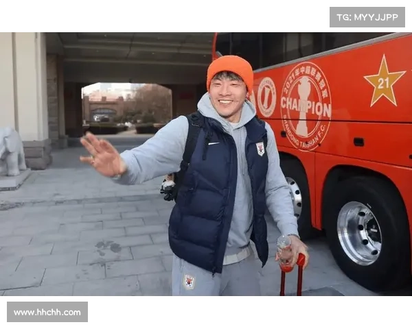 山东泰山勇敢尝试依靠训练与体能储备突破极限展现球队新面貌