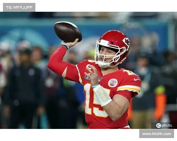 帕特·马霍姆斯引领酋长队逆袭夺冠 超级碗演绎传奇时刻