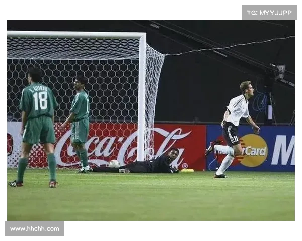 打进三球的帽子戏法背后的真相与神奇瞬间揭秘